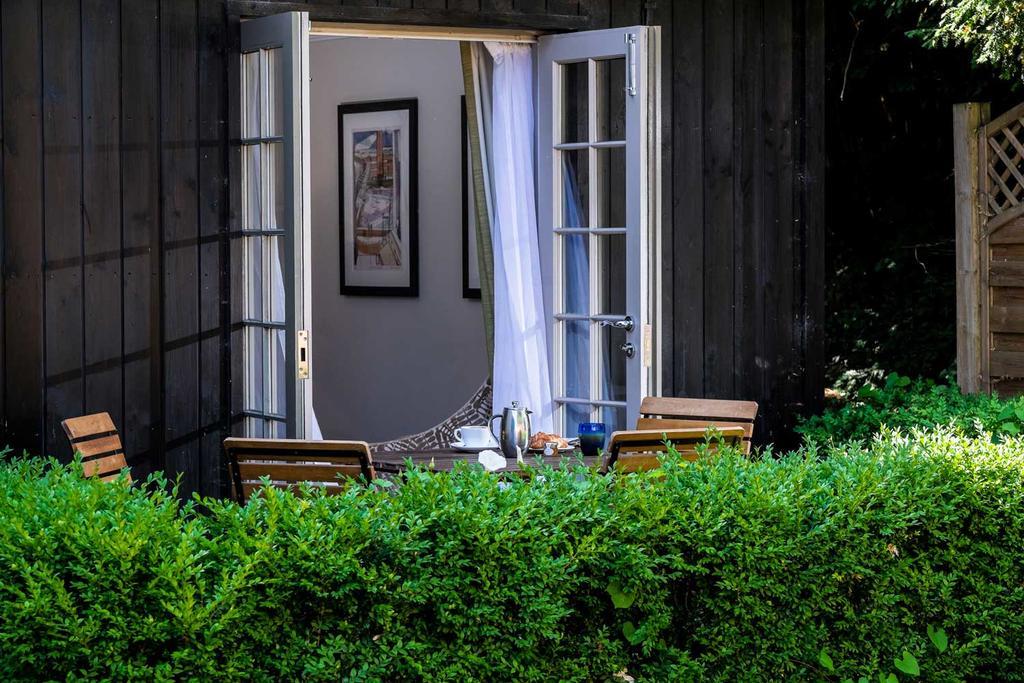 The Foley Hotell Claygate Eksteriør bilde